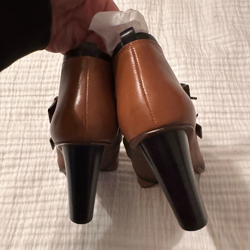 10 Crosby Derek Lam Zale Wedge Booties - Size 8 - Picture 3 of 11